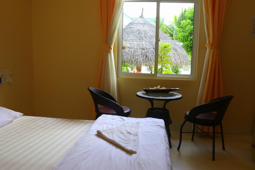 Ras Beach Inn Rasdhoo Ngoại thất bức ảnh