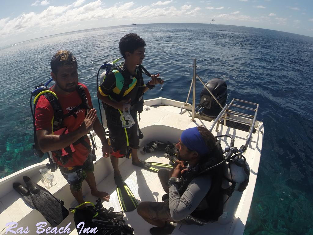 Ras Beach Inn Rasdhoo Ngoại thất bức ảnh