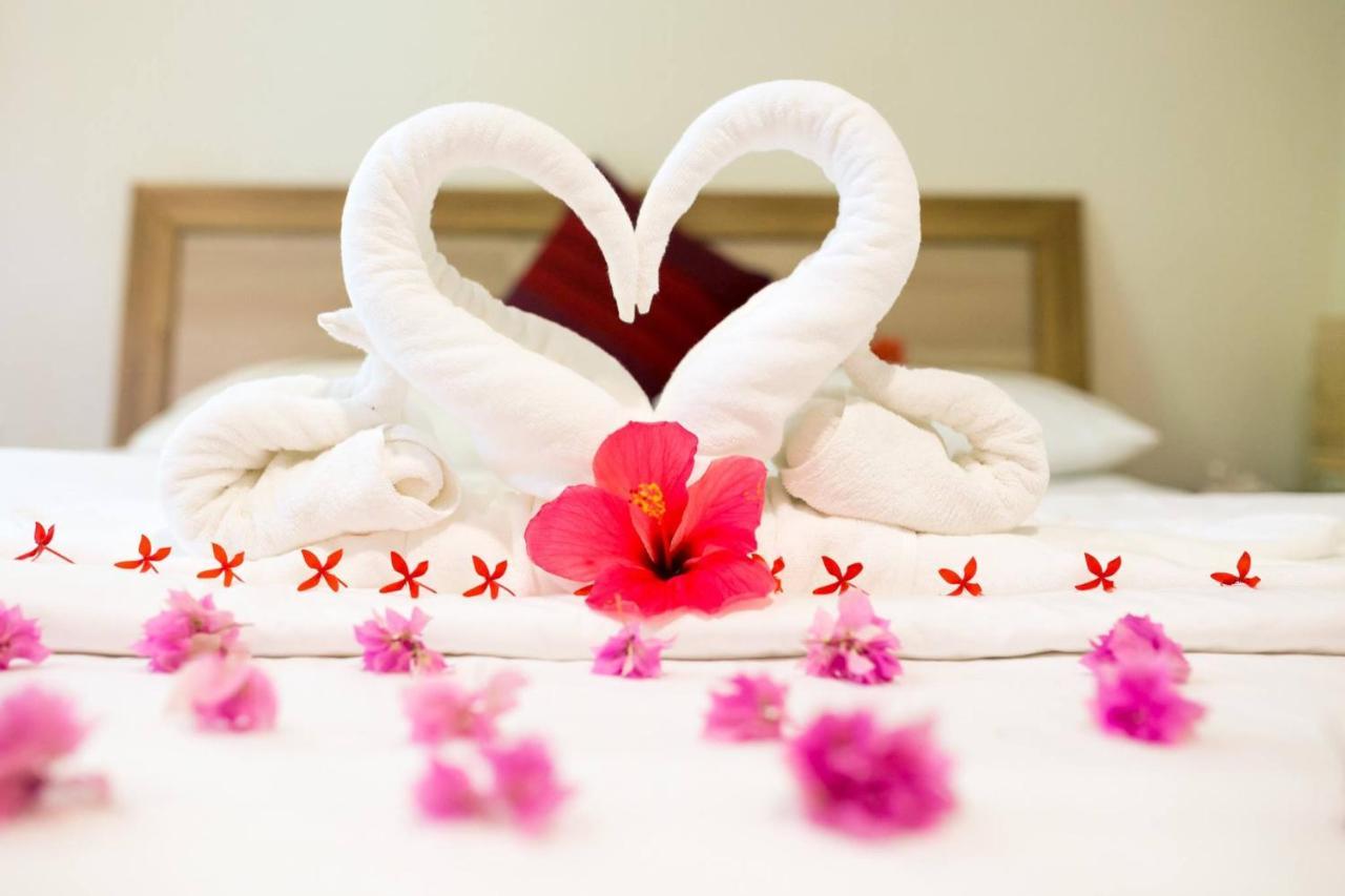 Ras Beach Inn Rasdhoo Ngoại thất bức ảnh