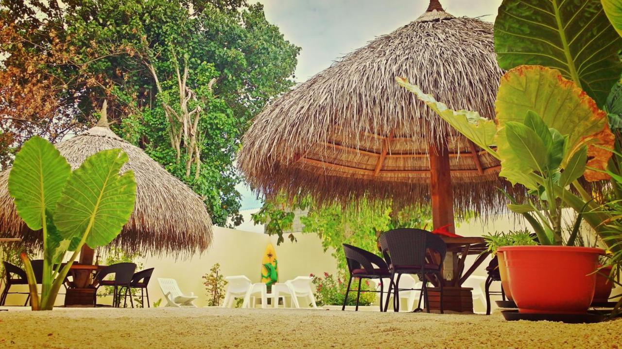 Ras Beach Inn Rasdhoo Ngoại thất bức ảnh