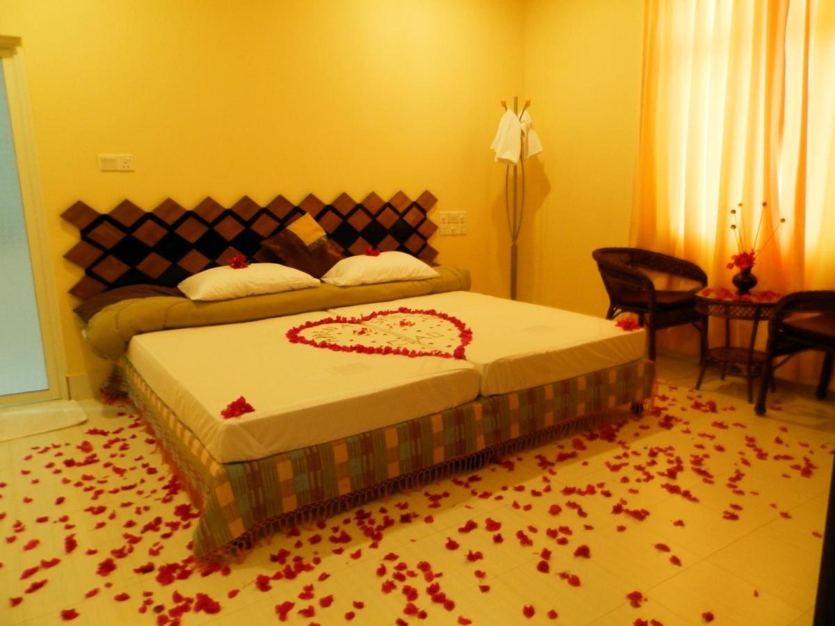 Ras Beach Inn Rasdhoo Phòng bức ảnh