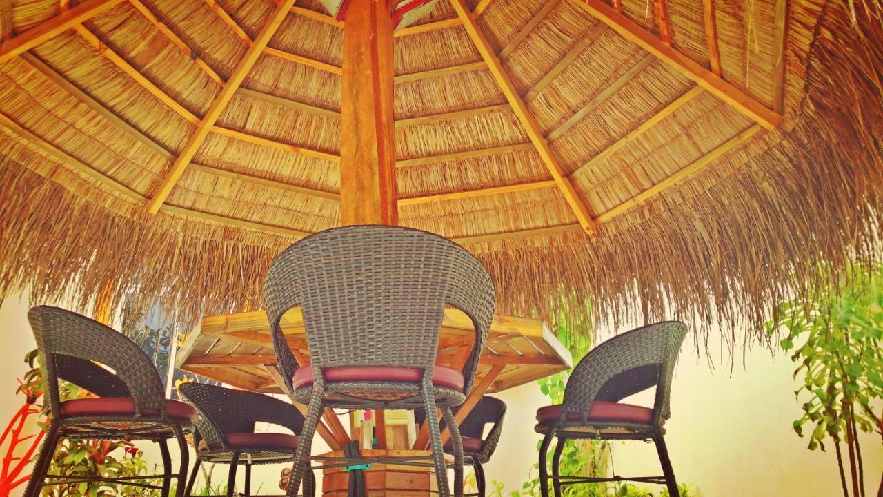 Ras Beach Inn Rasdhoo Ngoại thất bức ảnh