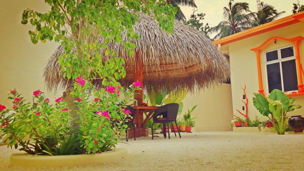 Ras Beach Inn Rasdhoo Ngoại thất bức ảnh